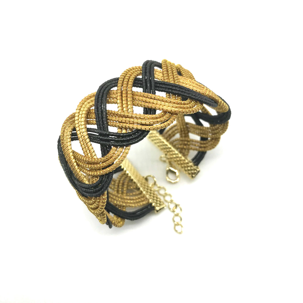 Golden grass bracelet B13CD